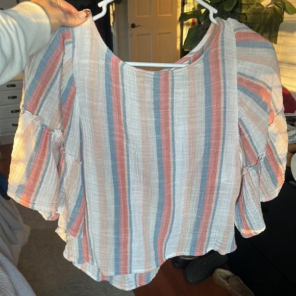 Striped Linen Crop Top - Picture 1 of 5